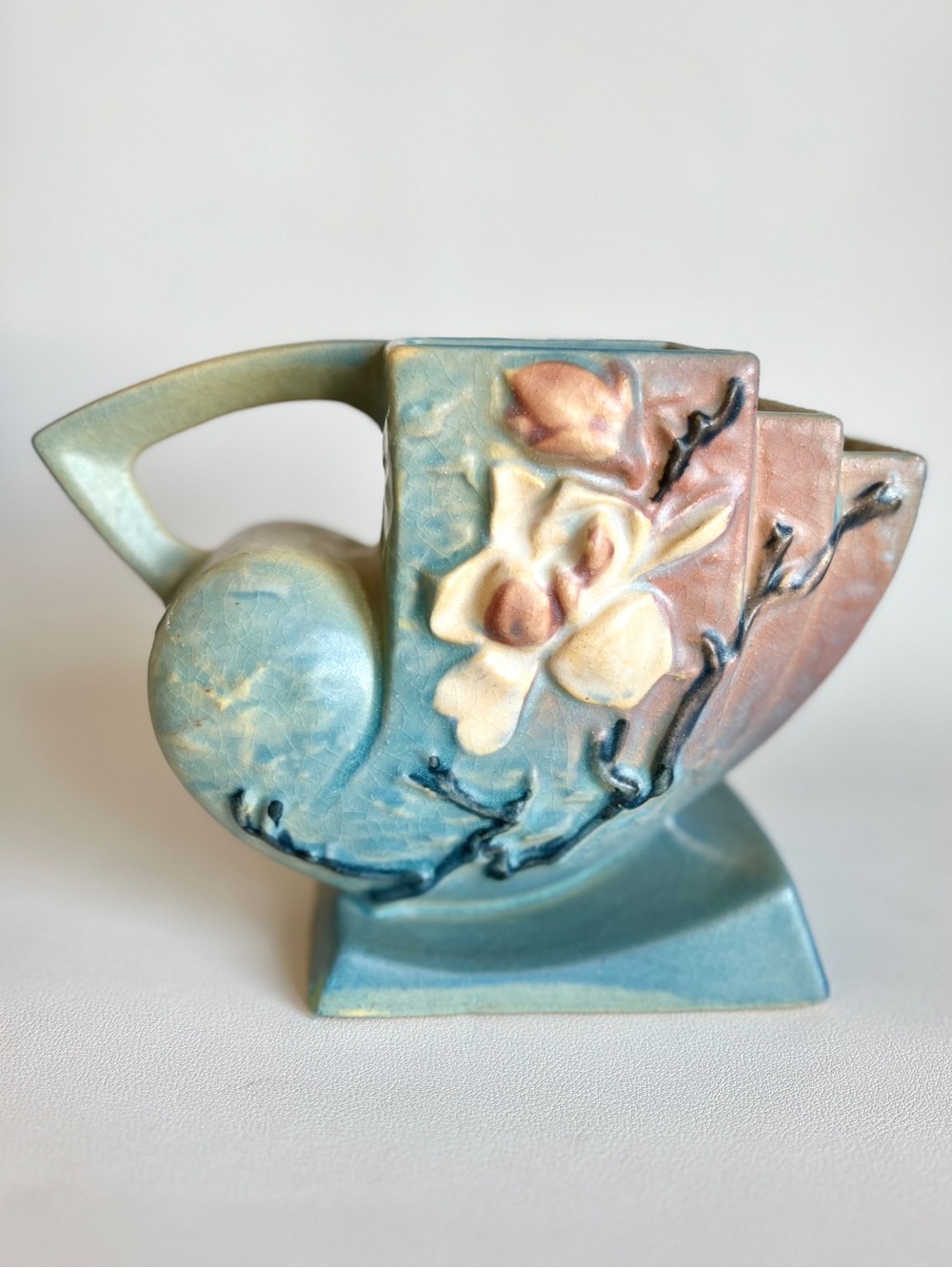 Roseville Art Deco Vase 182 - 5 Blue Magnolia Flower Arranger Cornucopia Planter